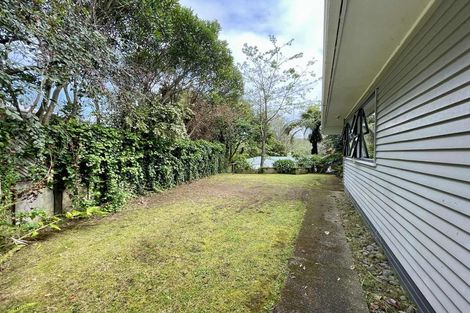 Photo of property in 15 Beaumont Crescent, Frankleigh Park, New Plymouth, 4310