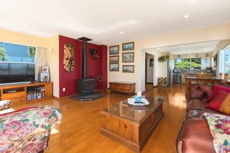 Photo of property in 10 The Track, Plimmerton, Porirua, 5026