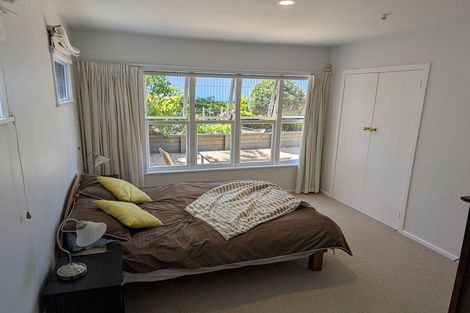 Photo of property in 18 Tizard Road, Birkenhead, Auckland, 0626