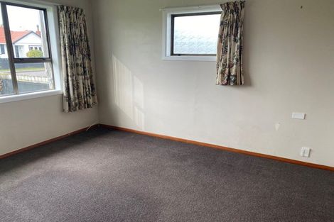 Photo of property in 12 Saint Annes Street, Levin, 5510