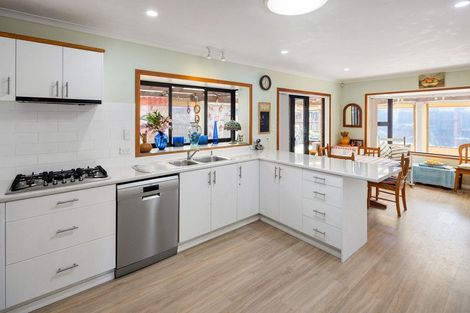 Photo of property in 251 Shakespeare Street, Leamington, Cambridge, 3432