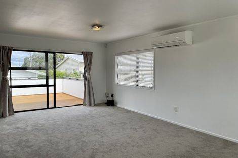 Photo of property in 2/6 Evan Street, Belmont, Auckland, 0622
