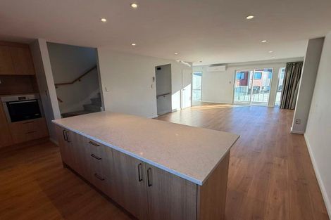 Photo of property in 23 Meritage Lane, Te Atatu South, Auckland, 0610