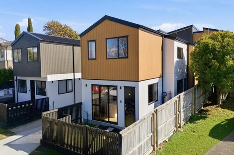 Photo of property in 6a Broadview Place, Howick, Auckland, 2014