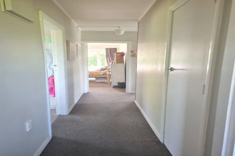 Photo of property in 6 Nyton Place, Bryndwr, Christchurch, 8053