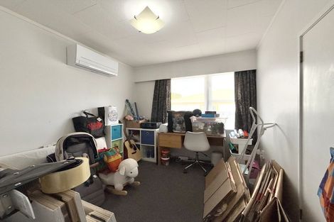 Photo of property in 14 Ruthven Road, Wainuiomata, Lower Hutt, 5014