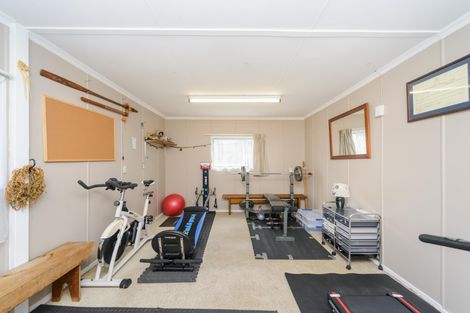 Photo of property in 14 Parkland Crescent, Terrace End, Palmerston North, 4410