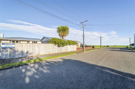 Photo of property in 39 Ramanui Avenue, Hawera, 4610