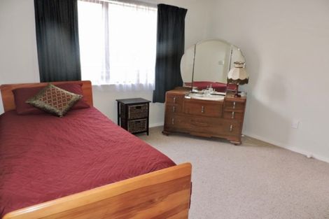 Photo of property in 21a Mexted Terrace, Tawa, Wellington, 5028