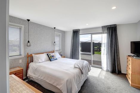 Photo of property in 2 Stratton Way, Mosgiel, 9024