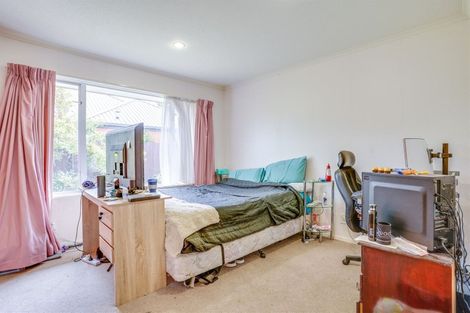 Photo of property in 2 Thoresby Mews, Avonhead, Christchurch, 8042