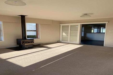 Photo of property in 36 Sartors Avenue, Northcross, Auckland, 0630