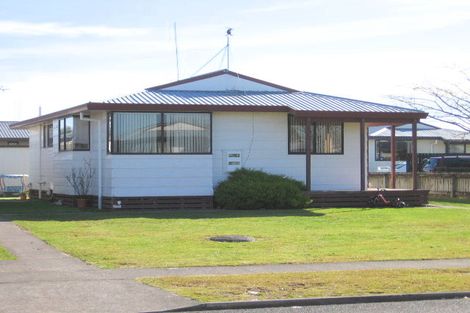 Photo of property in 48b Lloyd Drive, Nawton, Hamilton, 3200