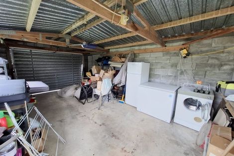 Photo of property in 42 Branch Road, Highlands Park, New Plymouth, 4312