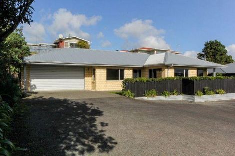Photo of property in 455 Devon Street West, Lynmouth, New Plymouth, 4310