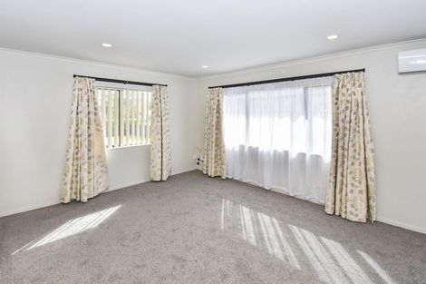 Photo of property in 134 Dominion Road, Papakura, 2110