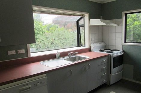 Photo of property in 23 Leiden Place, Totara Vale, Auckland, 0629