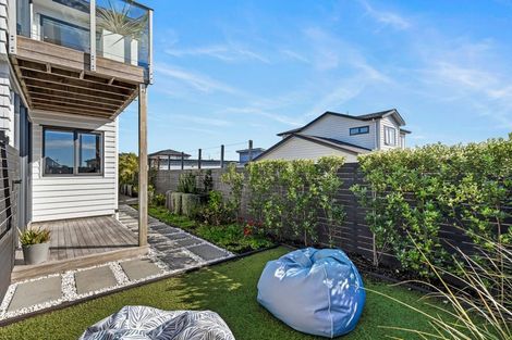 Photo of property in 9 Barque Rise, Long Bay, Auckland, 0630