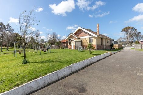 Photo of property in 122 Great South Road, Huntly, 3700