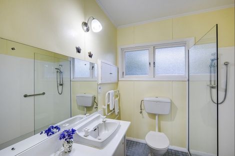 Photo of property in 130 Thompson Road, Bluff Hill, Napier, 4110
