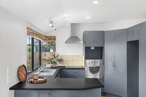 Photo of property in 110a Victoria Street West, Pukekohe, 2120