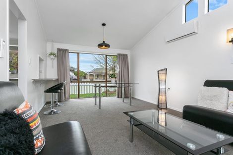 Photo of property in 44a Queen Street, Cambridge, 3434