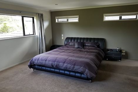 Photo of property in 33 Dressage Lane, Greenhithe, Auckland, 0632
