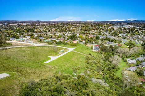 Photo of property in 3 Madeira Lane, Massey, 0614