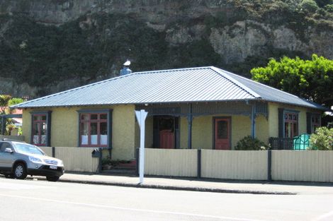 Photo of property in 32 Stoke Street, Sumner, Christchurch, 8081