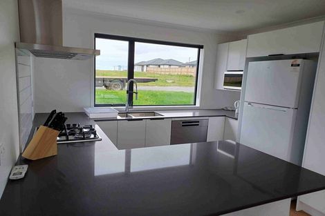 Photo of property in 14 Paul Way, Pokeno, 2402