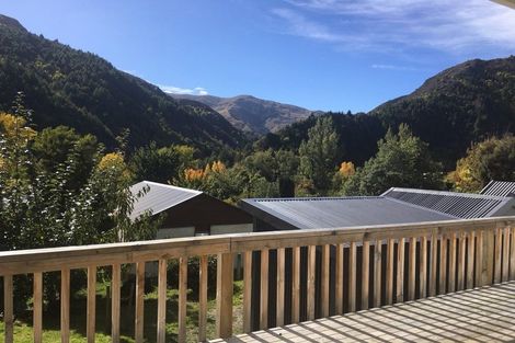 Photo of property in 32 Wiltshire Street, Arrowtown, 9302