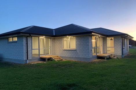 Photo of property in 77 Te Ngawai Road, Pleasant Point, 7903