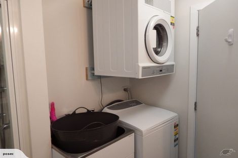 Photo of property in 3/63 Royal Crescent, Saint Kilda, Dunedin, 9012