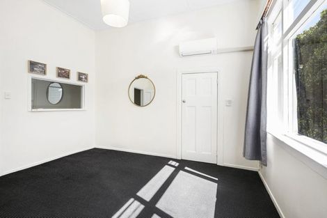 Photo of property in 74 Sar Street, Wadestown, Wellington, 6012