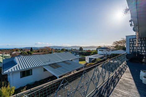 Photo of property in 25 Golders Place, Richmond Heights, Taupo, 3330