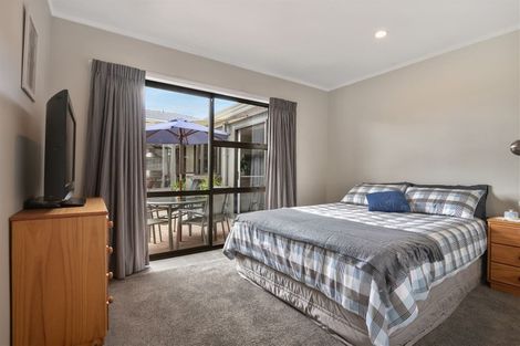 Photo of property in 3 Broman Place, Half Moon Bay, Auckland, 2012