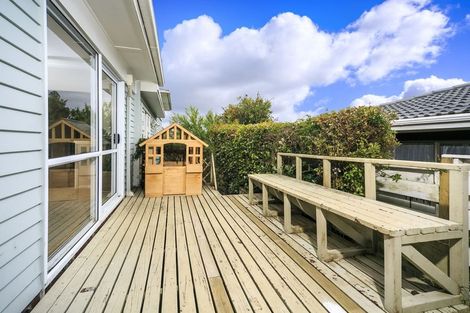 Photo of property in 1/1 Tainui Street, Torbay, Auckland, 0630