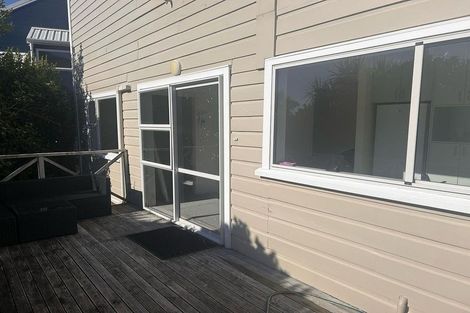 Photo of property in 90 Karepa Street, Brooklyn, Wellington, 6021