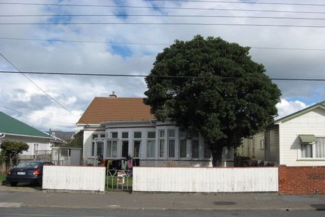 Photo of property in 150 Rongotai Road, Kilbirnie, Wellington, 6022