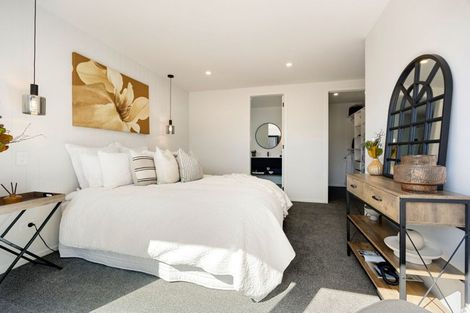 Photo of property in 37 Taahunui Rise, Peacocke, Hamilton, 3206