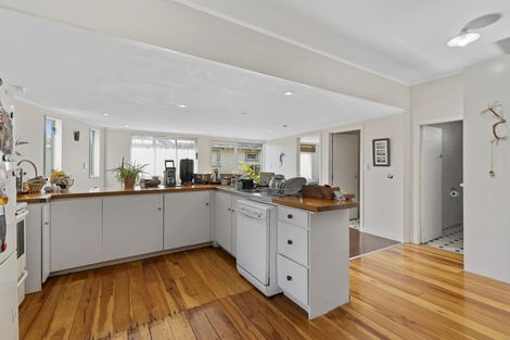 Photo of property in 5 Oxford Street, Fairfield, Hamilton, 3214