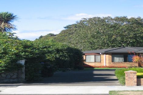 Photo of property in 1/2 Exchange Street, Ebdentown, Upper Hutt, 5018