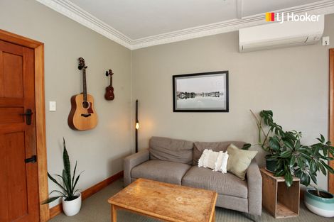 Photo of property in 64 Middleton Road, Kew, Dunedin, 9012