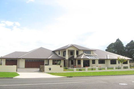 Photo of property in 14a Veale Road, Frankleigh Park, New Plymouth, 4310