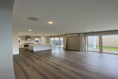 Photo of property in 36 Station Street, Hobsonville, Auckland, 0616