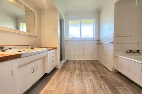 Photo of property in 27 Newcastle Street, Hampden, 9410