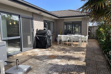Photo of property in 23 Arranmore Drive, Flat Bush, Auckland, 2019