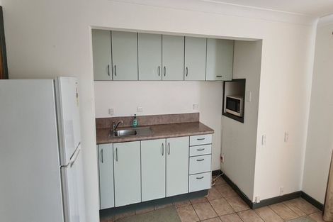 Photo of property in 48 Woodstock Road, Forrest Hill, Auckland, 0620