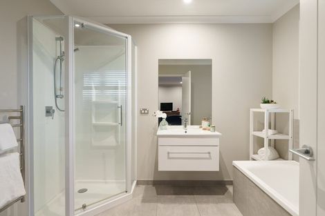 Photo of property in 25 Benmore Crescent, Pyes Pa, Tauranga, 3112