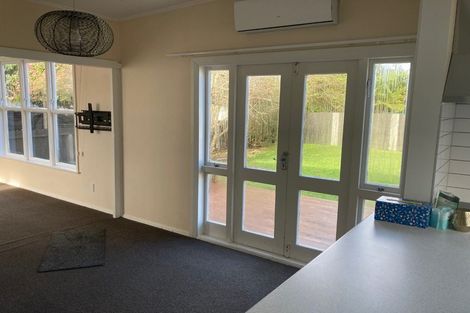 Photo of property in 28 Davidson Crescent, Tawa, Wellington, 5028